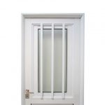 Puerta Aluminio Blanco Reforzada Modelo 150 de 080×200 Con Postigo