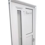 Puerta Aluminio Blanco Reforzada Modelo 215 De 080×200 Con Postigo