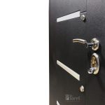 Puerta De Seguridad Modelo Olivia Negra De 080 Multi-Punto
