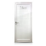 Puerta Aluminio Linea Modena Blanca Modelo Ciego De 085×205