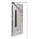 Puerta Aluminio Blanco Reforzada Modelo 702 De 090×205