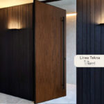 Puerta Pivotante Oblak Modelo 1300 Cedro De 120×220